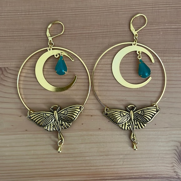 Jewelry - *NWOT* Handmade Huggie/Clip On Moth Earrings with Green Stone